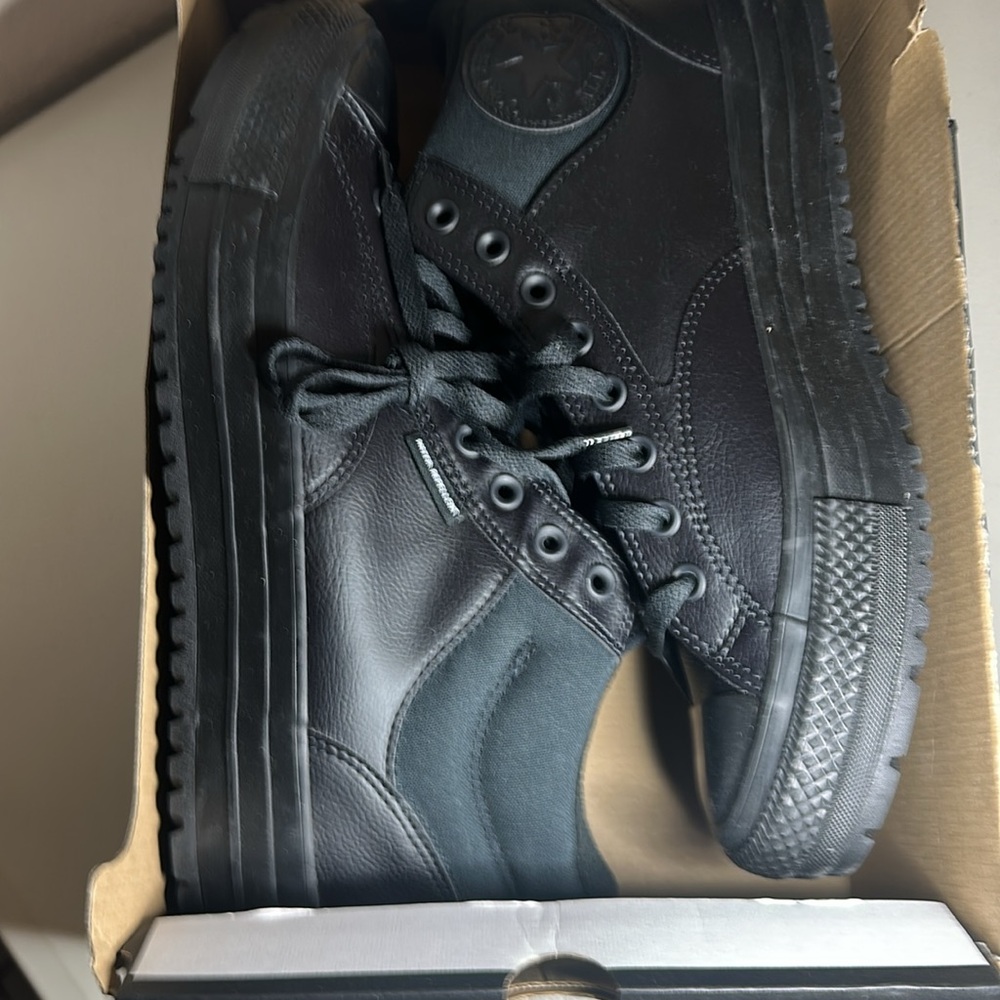 CONVERSE WATER REPELLENT CTAS MALDEN STREET NEW, size 12M, 14W,last one! A04478C - Picture 3 of 8